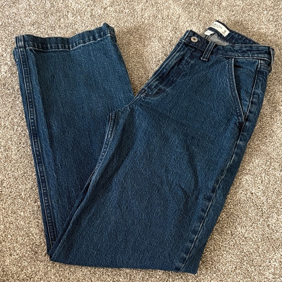Abercrombie & Fitch Denim - Abercrombie & Fitch High Rise Dark Blue The 90’s Relaxed Jeans
